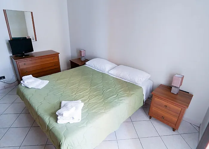 Casa Alfieri - Terrazza Nel Cuore Di Asti Appartement Asti