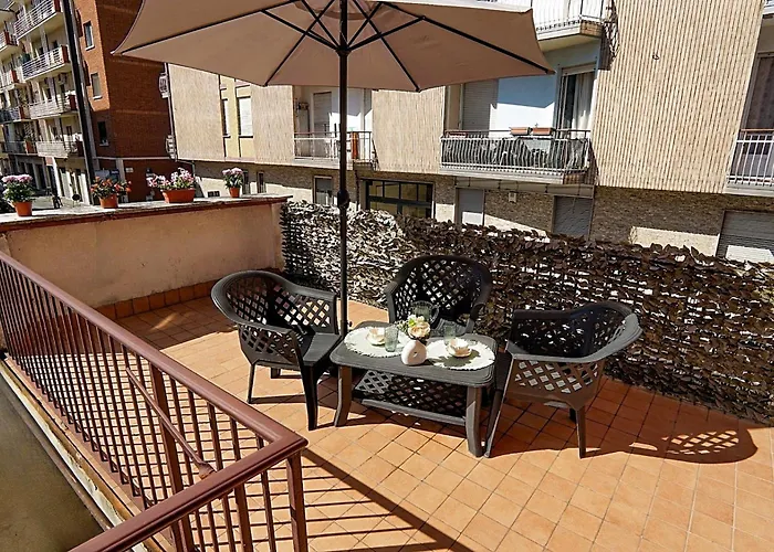 Casa Alfieri - Terrazza Nel Cuore Di Asti Appartement Asti